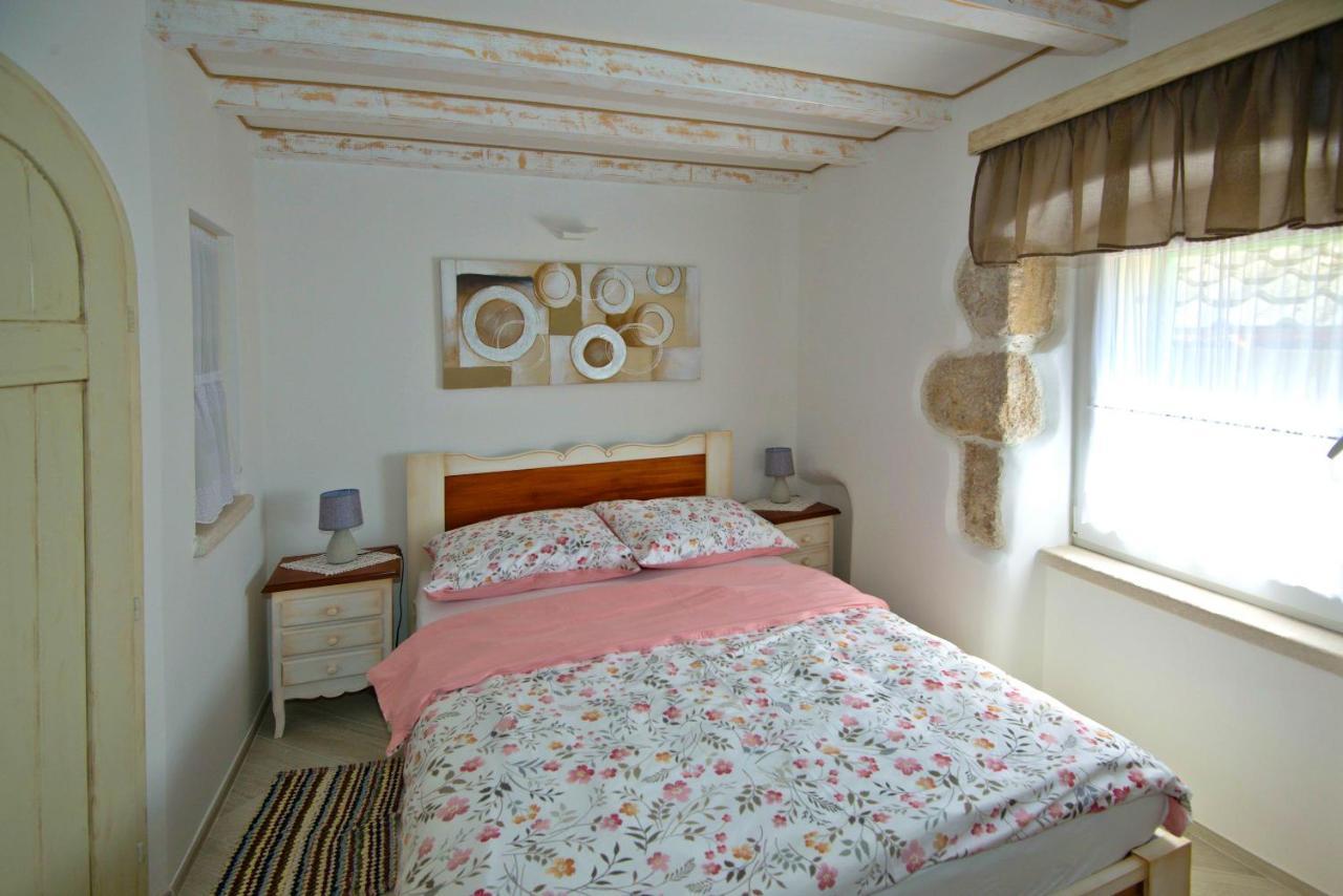 Apartment Sanjin More Antique Baška Eksteriør bilde
